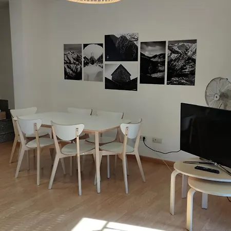 Apartment Morgon House Molinaseca
